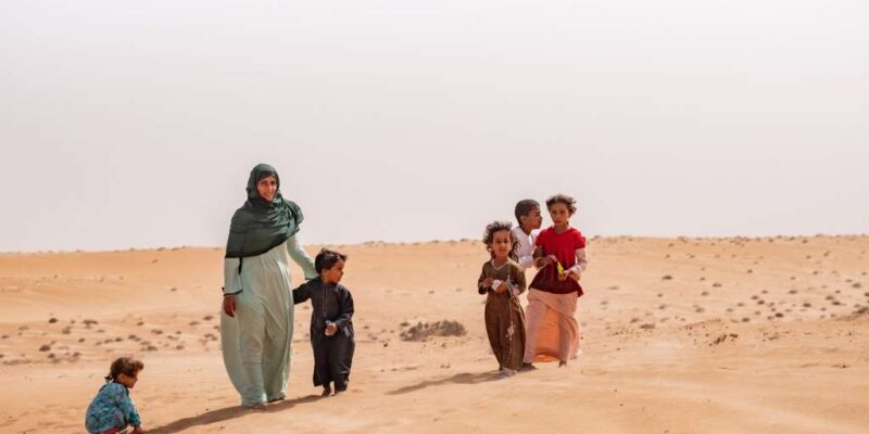 Beduinenfamile in der Wahiba Wüste, Oman